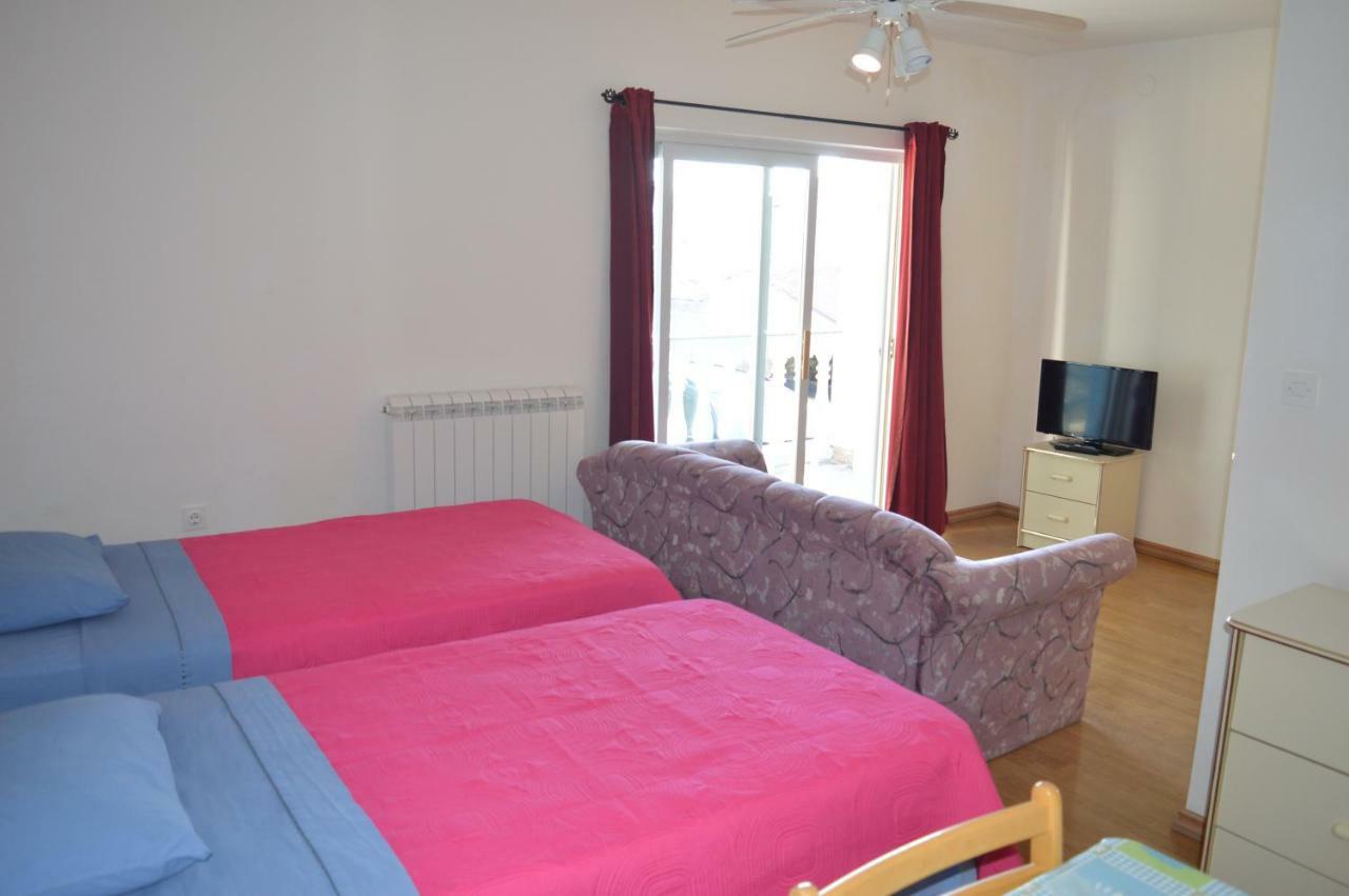 Apartments Charlie Krk Town Exterior foto